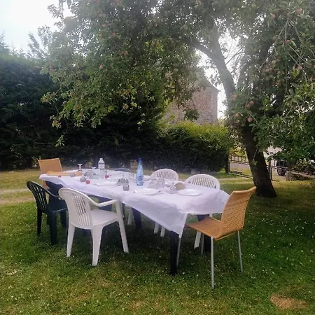 Charmante Maison Avec Cheminee, Grand Jardin Et Boxe Chevaux Saint-Hilaire-sur-Helpe